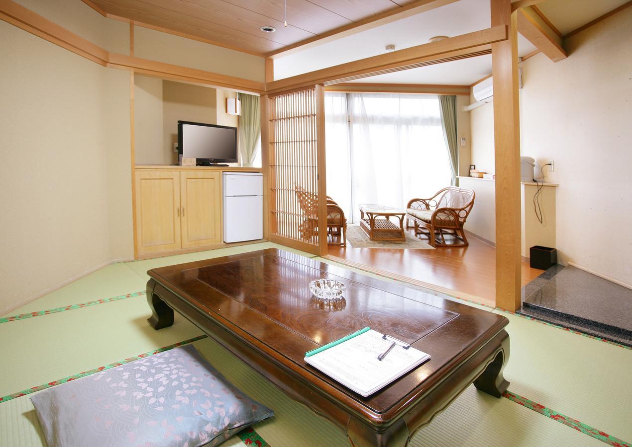 Hotel Hanageshiki Ukiha Ruang foto